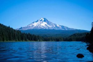 Explore: Large Lakes in Oregon's Stunning Landscapes Safem Fabrication - Precision Engineering & Custom Manufacturing Solutions Explore: Large Lakes in Oregon's Stunning Landscapes | Safem Fabrication - Precision Engineering & Custom Manufacturing Solutions