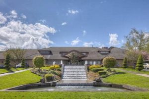 Your Guide to 1 Jefferson Parkway Lake Oswego, OR Living in Oregon: Moving Tips, Cost of Living & Best Cities Your Guide to 1 Jefferson Parkway Lake Oswego, OR | Living in Oregon: Moving Tips, Cost of Living & Best Cities