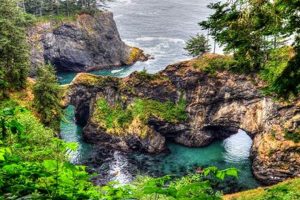 Stunning Oregon Coast Wallpaper: Scenic Views for You Living in Oregon: Moving Tips, Cost of Living & Best Cities Stunning Oregon Coast Wallpaper: Scenic Views for You | Living in Oregon: Moving Tips, Cost of Living & Best Cities