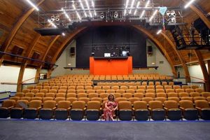 Tiny Stages, Big Art: Very Little Theater Eugene Oregon Scene Living in Oregon: Moving Tips, Cost of Living & Best Cities Tiny Stages, Big Art: Very Little Theater Eugene Oregon Scene | Living in Oregon: Moving Tips, Cost of Living & Best Cities