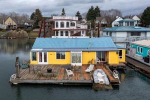 Floating House For Rent Portland Oregon Living in Oregon: Moving Tips, Cost of Living & Best Cities Floating House For Rent Portland Oregon | Living in Oregon: Moving Tips, Cost of Living & Best Cities