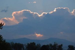 Witnessing Medford Oregon Sunrise: Best Spots & Times Living in Oregon: Moving Tips, Cost of Living & Best Cities Witnessing Medford Oregon Sunrise: Best Spots & Times | Living in Oregon: Moving Tips, Cost of Living & Best Cities