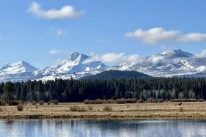 Explore Bend to Sisters, Oregon: A Scenic Escape! Living in Oregon: Moving Tips, Cost of Living & Best Cities Explore Bend to Sisters, Oregon: A Scenic Escape! | Living in Oregon: Moving Tips, Cost of Living & Best Cities