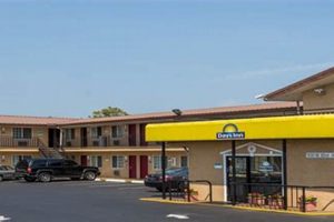 Find Days Inn Portland Oregon: Guide + Deals Living in Oregon: Moving Tips, Cost of Living & Best Cities Find Days Inn Portland Oregon: Guide + Deals | Living in Oregon: Moving Tips, Cost of Living & Best Cities