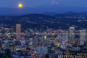 Moonrise Portland Oregon | Living in Oregon: Moving Tips, Cost of Living & Best Cities