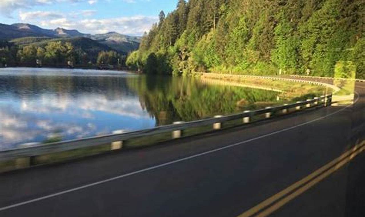 Discover Leaburg Lake Oregon: A Natural Paradise! Living in Oregon: Moving Tips, Cost of Living & Best Cities Discover Leaburg Lake Oregon: A Natural Paradise! | Living in Oregon: Moving Tips, Cost of Living & Best Cities