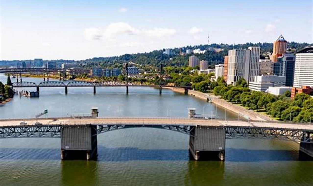 Portland Oregon Bridge Closures | Living in Oregon: Moving Tips, Cost of Living & Best Cities