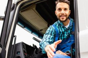 Drive Your Future: CDL Jobs in Oregon Near You! | Living in Oregon: Moving Tips, Cost of Living & Best Cities