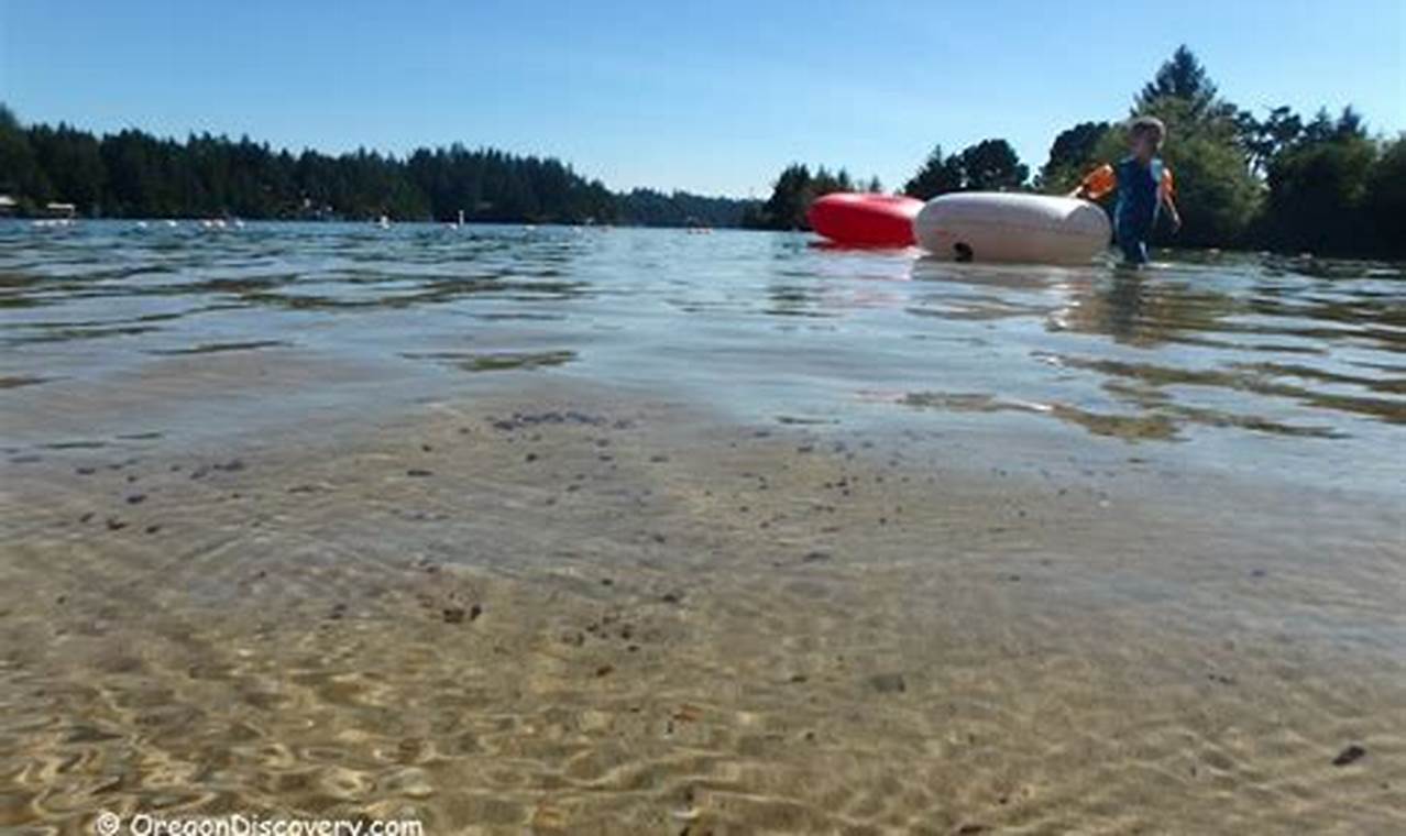 Explore Woahink Lake Oregon: Nature's Coastal Gem! | Living in Oregon: Moving Tips, Cost of Living & Best Cities