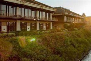 Explore Red Lion Hotel, Jantzen Beach Portland Oregon: River Getaway! | Living in Oregon: Moving Tips, Cost of Living & Best Cities