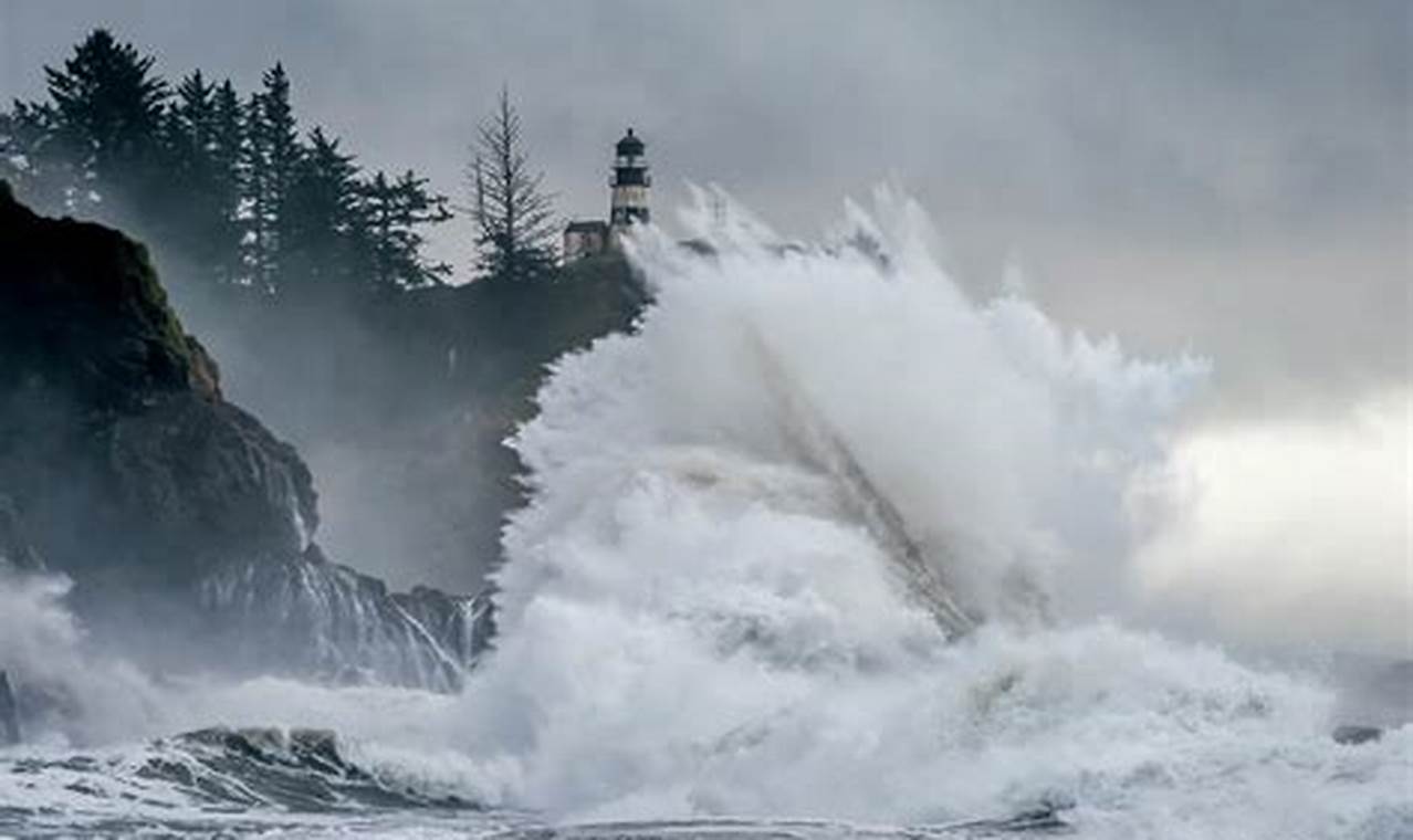 Oregon Coast King Tides: What to Know &amp; Safety Tips | Living in Oregon: Moving Tips, Cost of Living & Best Cities