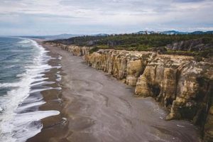 Explore Floras Lake, Oregon: A Coastal Paradise! | Living in Oregon: Moving Tips, Cost of Living & Best Cities