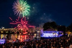 Portland Oregon Waterfront Events Living in Oregon: Moving Tips, Cost of Living & Best Cities Portland Oregon Waterfront Events | Living in Oregon: Moving Tips, Cost of Living & Best Cities