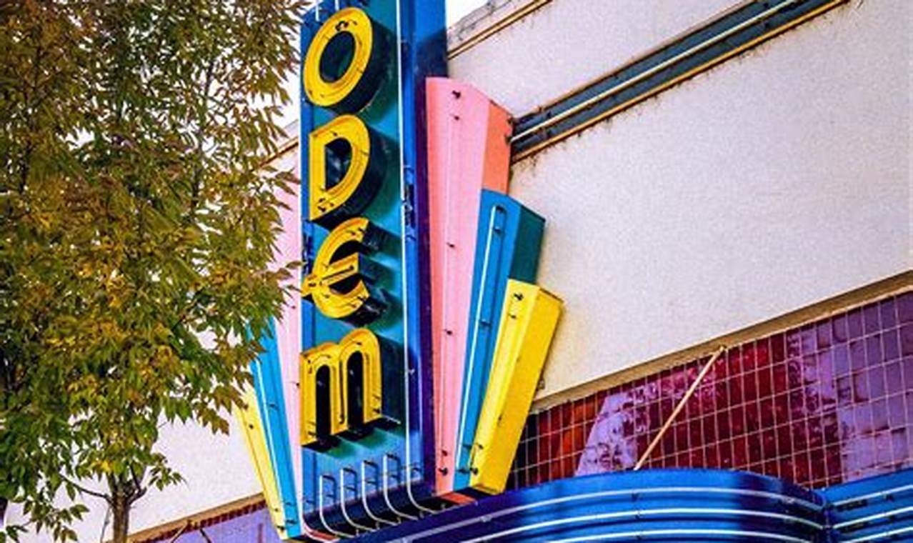 Movie Theater Redmond Oregon Living in Oregon: Moving Tips, Cost of Living & Best Cities Movie Theater Redmond Oregon | Living in Oregon: Moving Tips, Cost of Living & Best Cities
