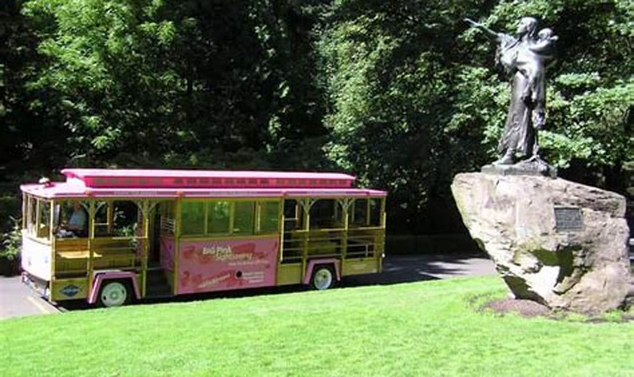 Explore Portland: Hop-On Hop-Off Bus Tours & More Living in Oregon: Moving Tips, Cost of Living & Best Cities Explore Portland: Hop-On Hop-Off Bus Tours & More | Living in Oregon: Moving Tips, Cost of Living & Best Cities