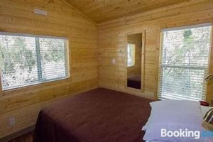 Discover Lake of the Springs, Oregon House: Serene Living Living in Oregon: Moving Tips, Cost of Living & Best Cities Discover Lake of the Springs, Oregon House: Serene Living | Living in Oregon: Moving Tips, Cost of Living & Best Cities