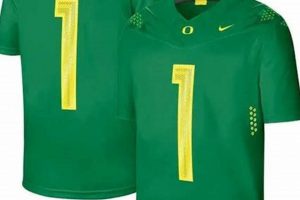 Buy Your Oregon Ducks Green Jersey: Fan Gear & More! | Living in Oregon: Moving Tips, Cost of Living & Best Cities