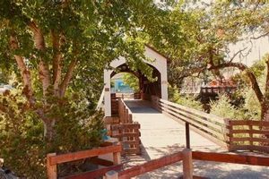 Find: Eagle Point Oregon Hotels - Best Deals Living in Oregon: Moving Tips, Cost of Living & Best Cities Find: Eagle Point Oregon Hotels - Best Deals | Living in Oregon: Moving Tips, Cost of Living & Best Cities