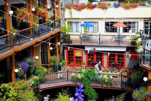 Your Guide: Shopping in Eugene, Oregon's Best Spots Living in Oregon: Moving Tips, Cost of Living & Best Cities Your Guide: Shopping in Eugene, Oregon's Best Spots | Living in Oregon: Moving Tips, Cost of Living & Best Cities