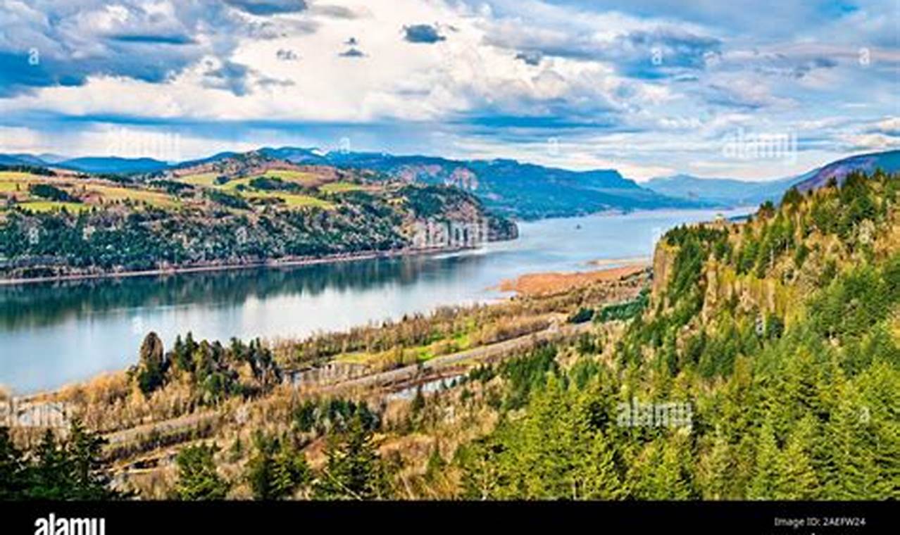 From Portland Oregon to Columbia River Gorge: A Guide Living in Oregon: Moving Tips, Cost of Living & Best Cities From Portland Oregon to Columbia River Gorge: A Guide | Living in Oregon: Moving Tips, Cost of Living & Best Cities