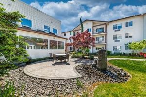 Explore the Courtyard at Mt Tabor, Portland Oregon | Guide Living in Oregon: Moving Tips, Cost of Living & Best Cities Explore the Courtyard at Mt Tabor, Portland Oregon | Guide | Living in Oregon: Moving Tips, Cost of Living & Best Cities