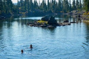 Dive In! Best Swimming Lakes in Oregon for Summer Fun | Living in Oregon: Moving Tips, Cost of Living & Best Cities
