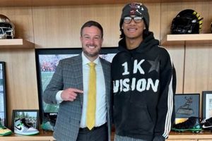 Oregon Ducks Recruiting: The Chris Henry Jr. Factor | Living in Oregon: Moving Tips, Cost of Living & Best Cities