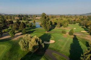 Play Eugene Oregon Golf Courses: Tee Times & Deals | Living in Oregon: Moving Tips, Cost of Living & Best Cities