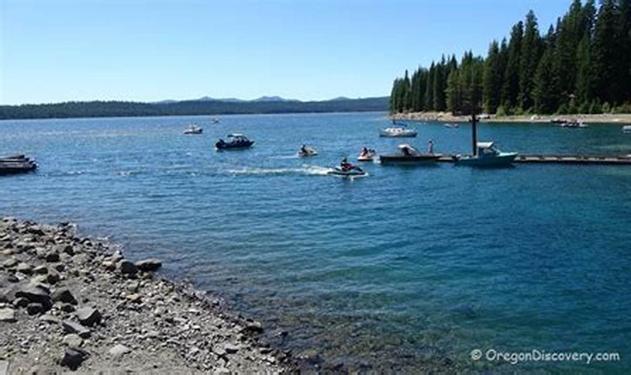 Your Crescent Lake Oregon Rentals Await: Find Yours! | Living in Oregon: Moving Tips, Cost of Living & Best Cities