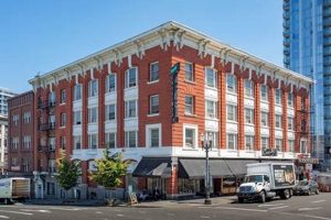 Taft Oregon Hotels: Coastal Stays & Deals! | Living in Oregon: Moving Tips, Cost of Living & Best Cities