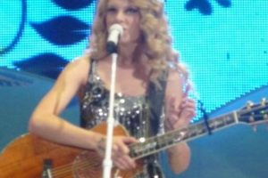 Taylor Swift Portland Oregon | Living in Oregon: Moving Tips, Cost of Living & Best Cities