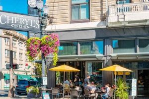 Best Lunch Downtown Portland, OR: Deals & Spots Living in Oregon: Moving Tips, Cost of Living & Best Cities Best Lunch Downtown Portland, OR: Deals & Spots | Living in Oregon: Moving Tips, Cost of Living & Best Cities