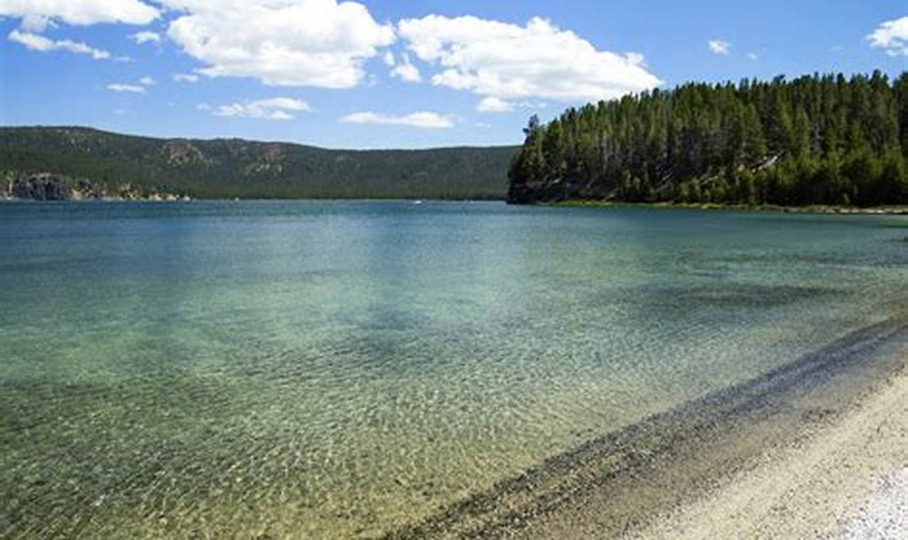 Your East Lake Oregon Weather Guide: Forecasts & Tips | Living in Oregon: Moving Tips, Cost of Living & Best Cities