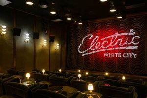 Movies Near Me: Cinema White City Oregon - Showtimes | Living in Oregon: Moving Tips, Cost of Living & Best Cities